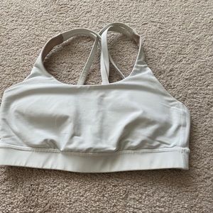 LuLuLemon Energy Bra
Medium Support, B–D Cup